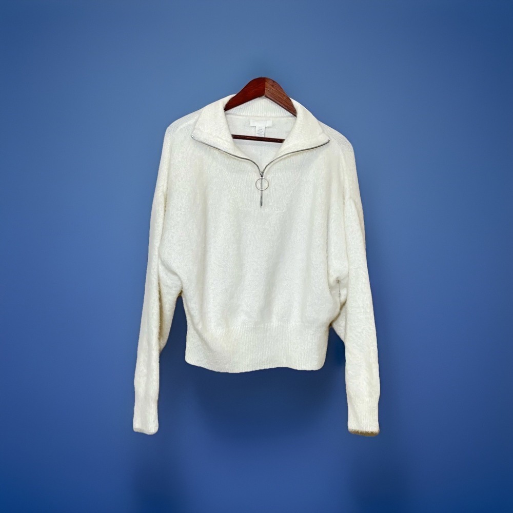 Pretty White H&M Half Zip Furry Pullover Sweater Soft Medium Women's Juniors